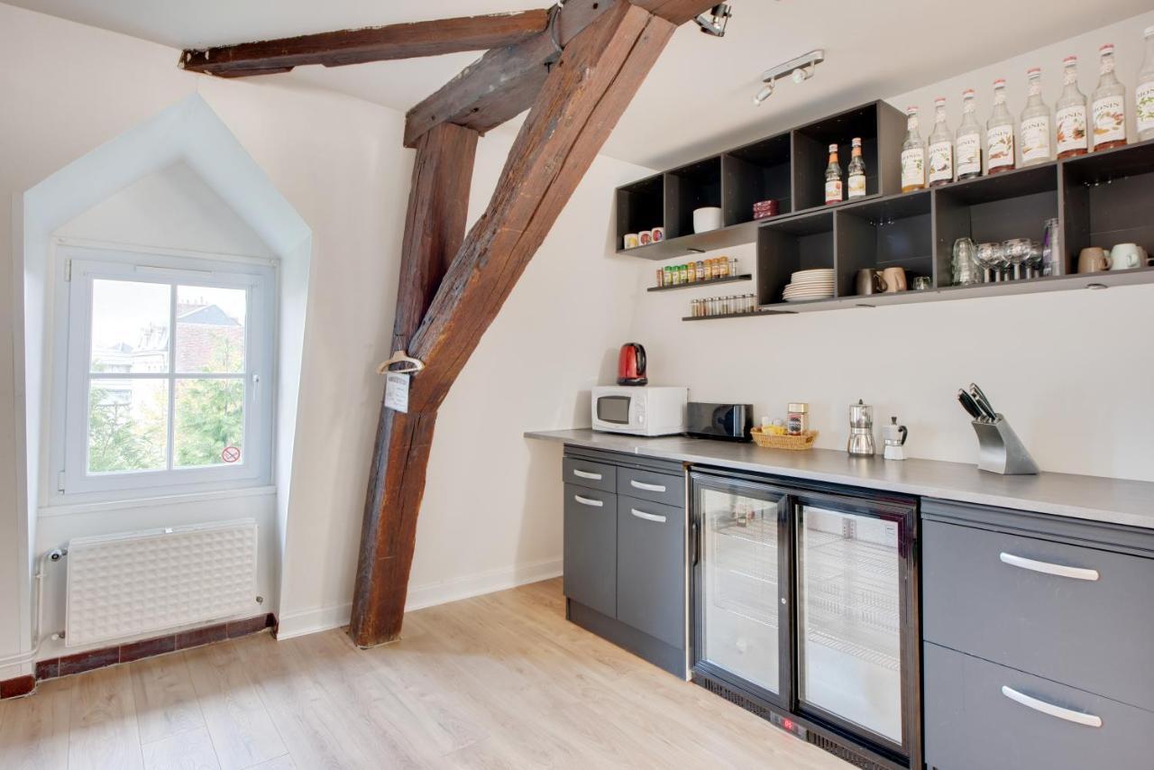 Le Grand Mirebeau - Parking Prive Apartment Bourges Exterior foto
